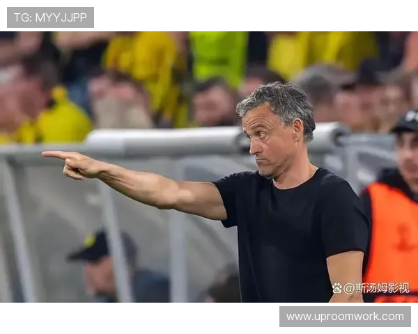 足球明星们的美容秘密揭秘他们如何在赛场外保持完美形象 足球明星们的美容秘密揭秘他们如何在赛场外保持完美形象